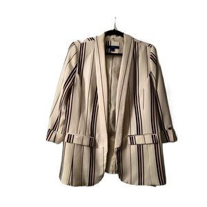 Apt 9 Blazer - size 9